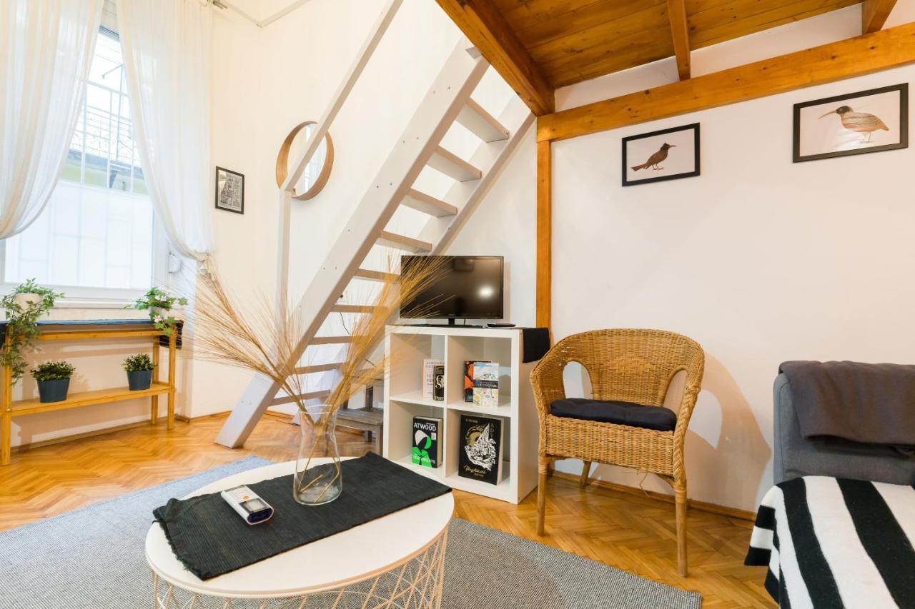 Lovely Little Loft Studio In The Heart Of Budapest Exteriör bild