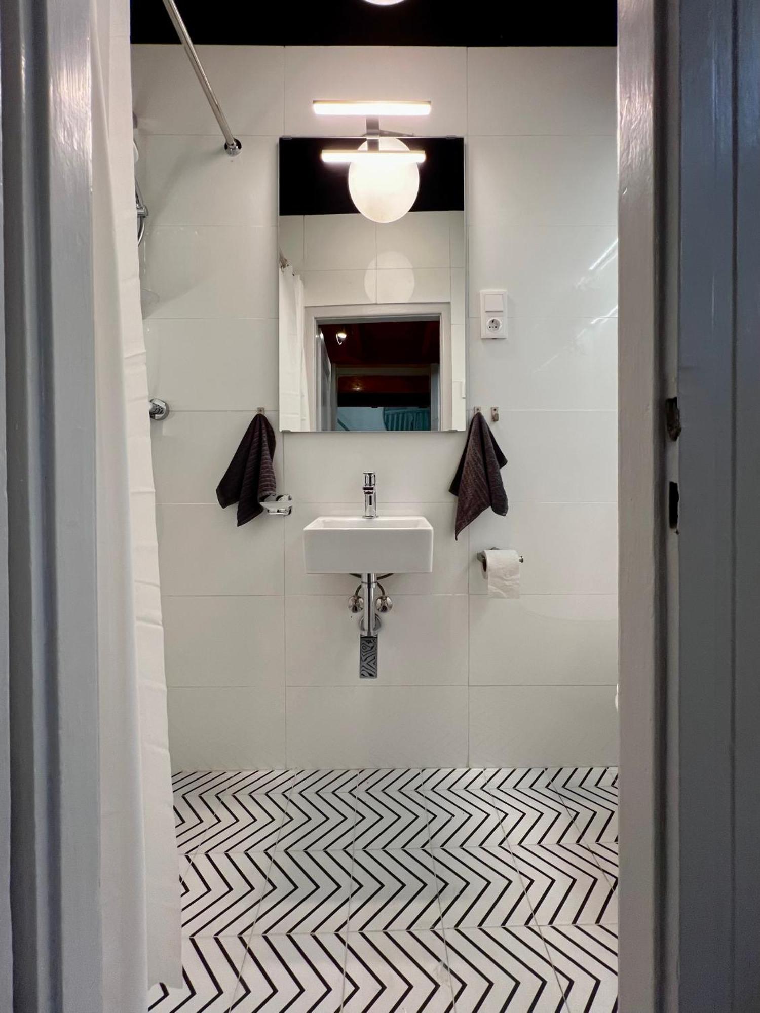 Lovely Little Loft Studio In The Heart Of Budapest Exteriör bild
