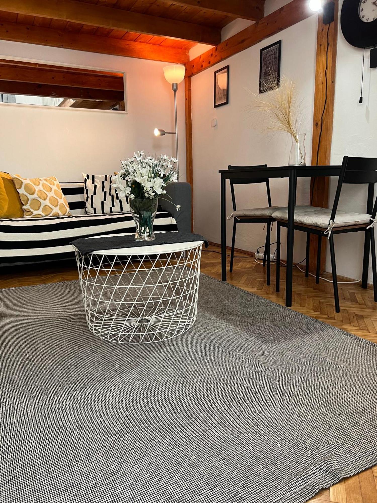 Lovely Little Loft Studio In The Heart Of Budapest Exteriör bild